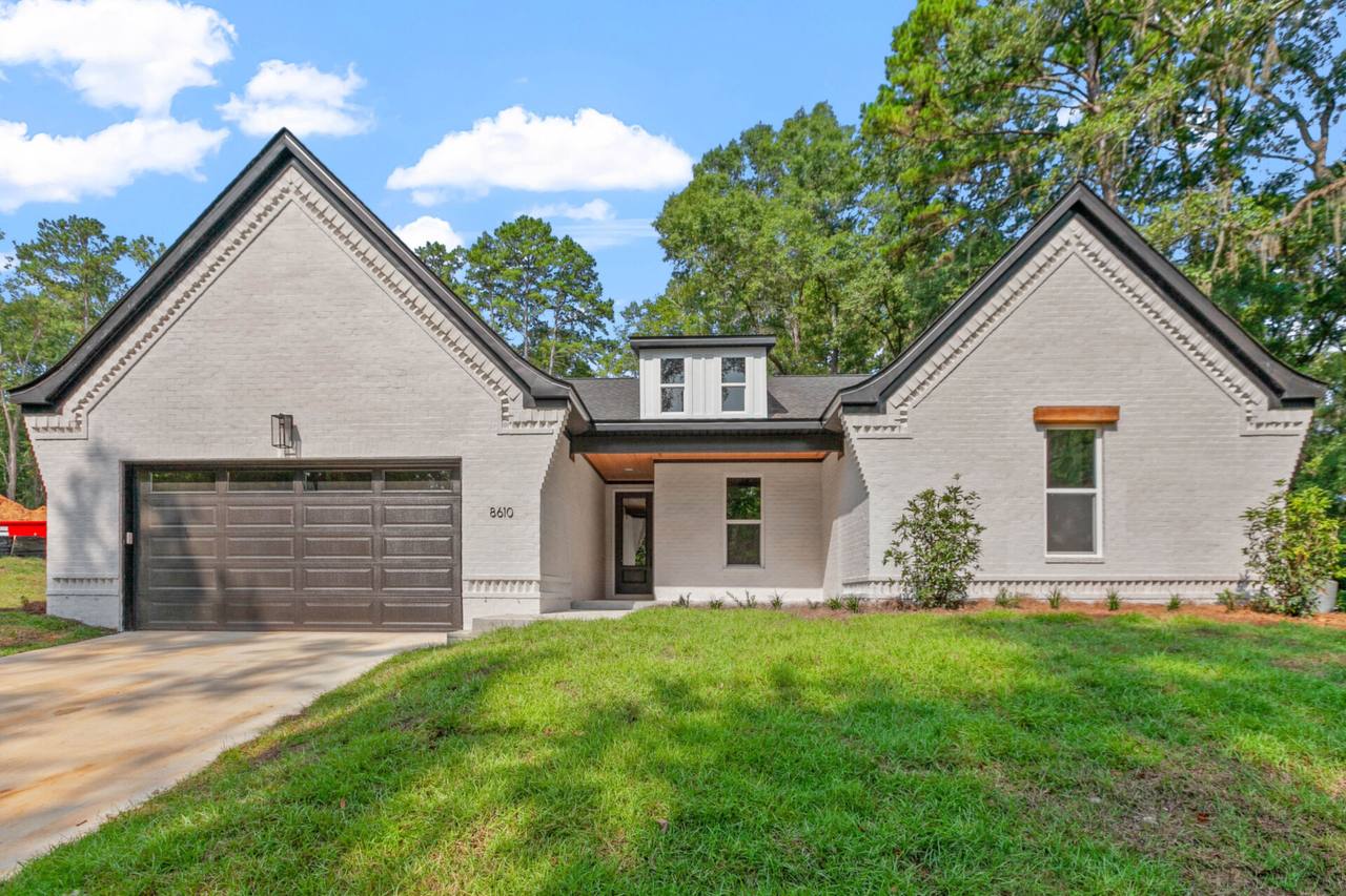 8610 Tallahassee, FL — front exterior